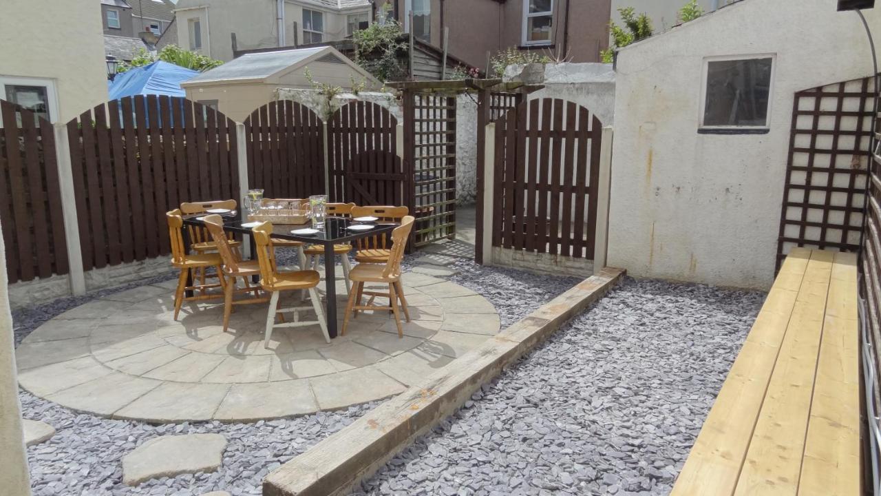 Snowdon Retreat Villa By Seaside Llandudno Exteriör bild