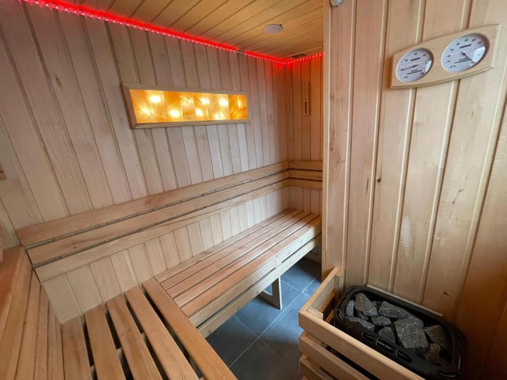 Snowdon Retreat Villa By Seaside Llandudno Exteriör bild